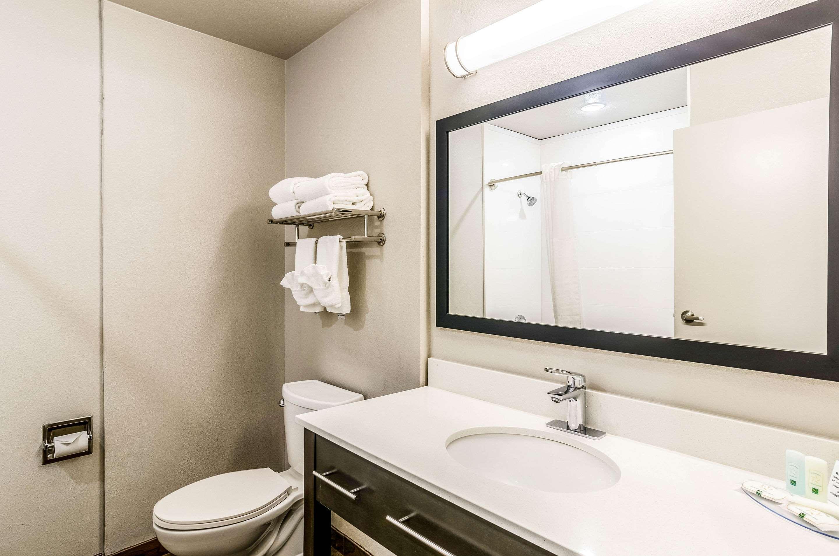 Quality Inn & Suites Westminster - Broomfield Екстериор снимка