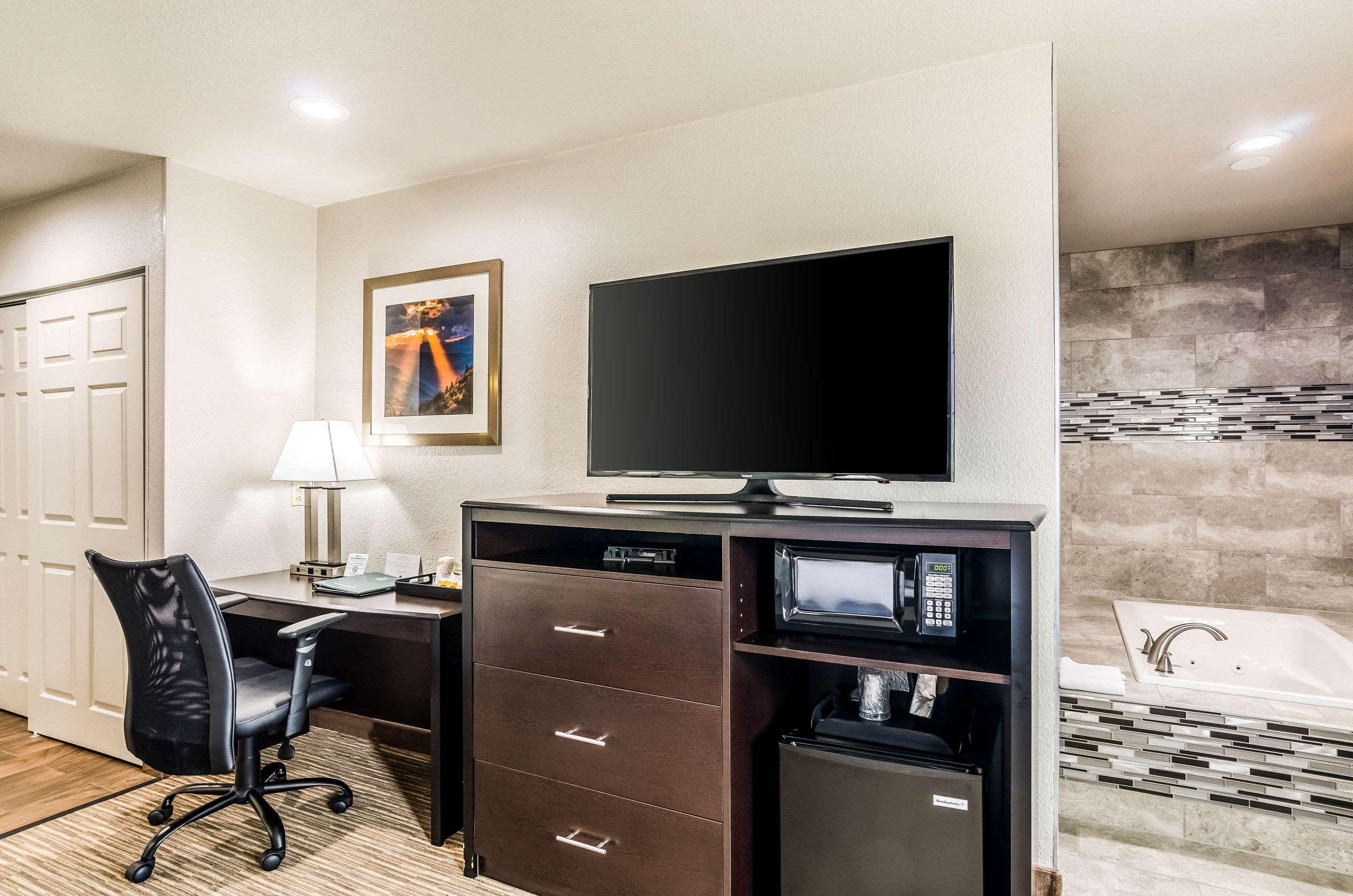 Quality Inn & Suites Westminster - Broomfield Екстериор снимка