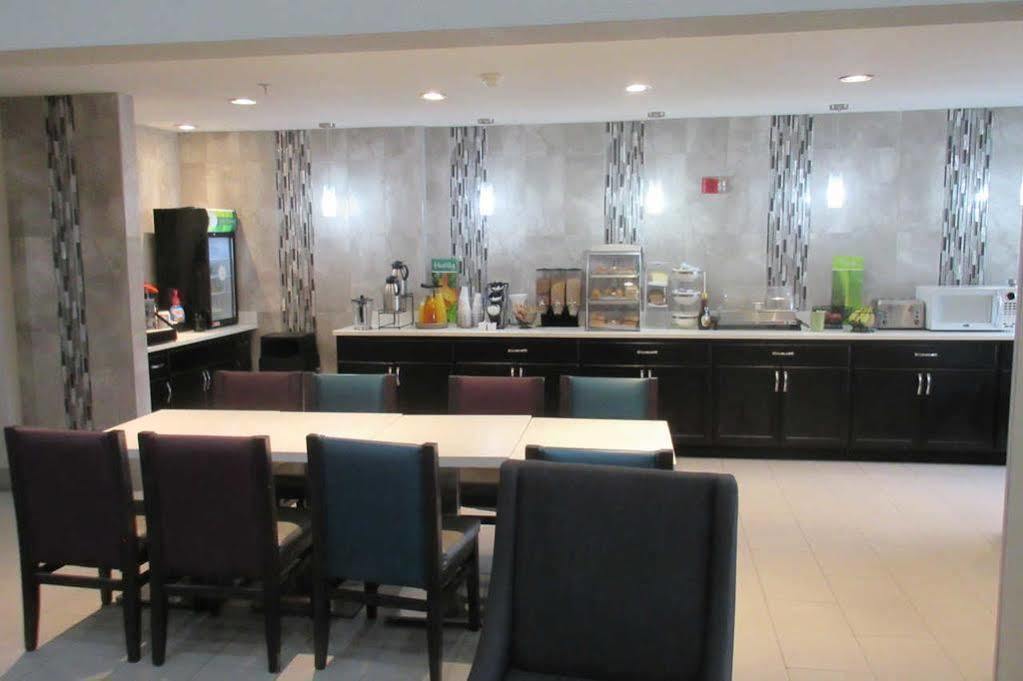 Quality Inn & Suites Westminster - Broomfield Екстериор снимка
